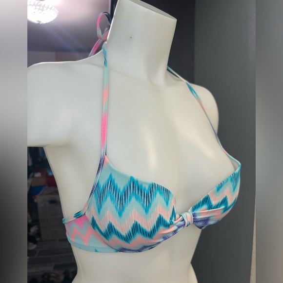 PINK Multicolor Patterned Bikini Top - Picture 2 of 6